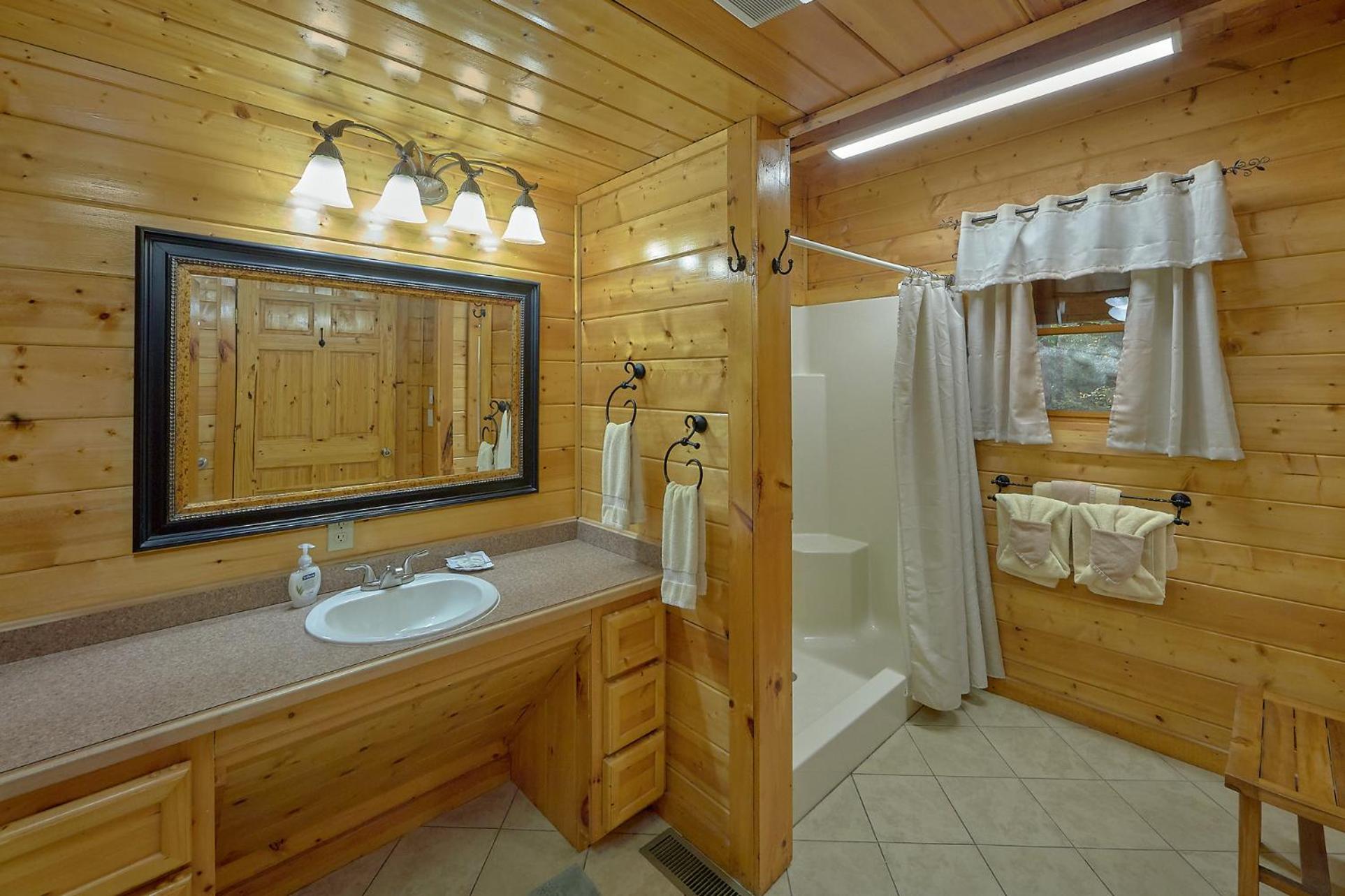 Creeksong Holiday Home Gatlinburg Extérieur photo