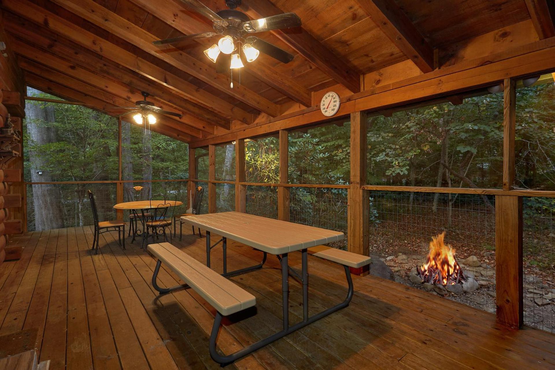 Creeksong Holiday Home Gatlinburg Extérieur photo